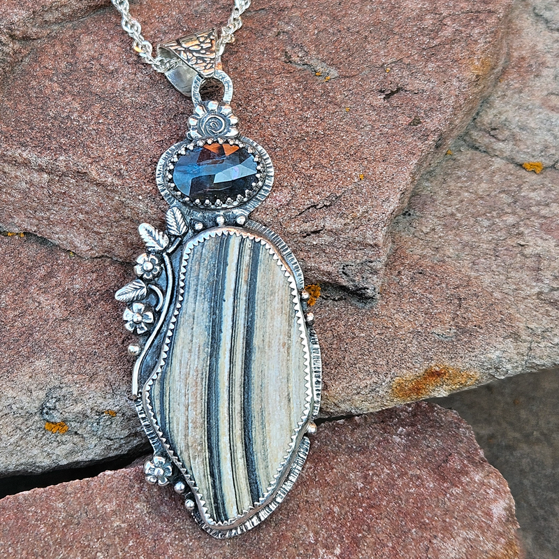 COASTAL VIEW Pendant - Ocean Collection