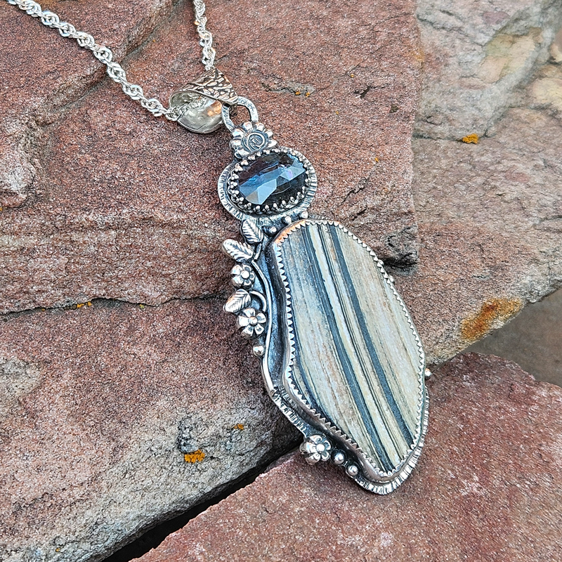 COASTAL VIEW Pendant - Ocean Collection