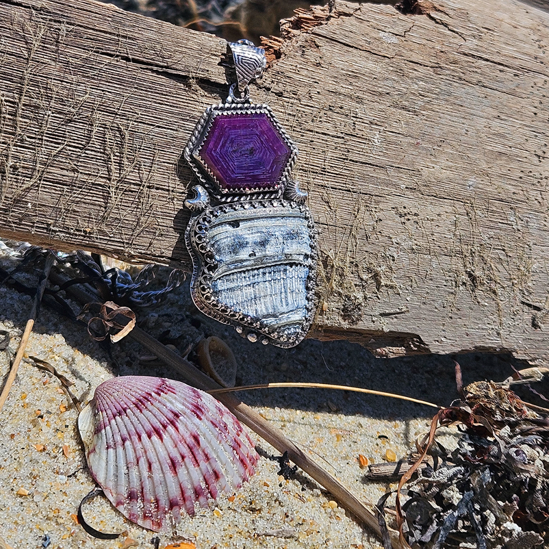 SHIPWRECK PRINCESS Pendant - Ocean Collection