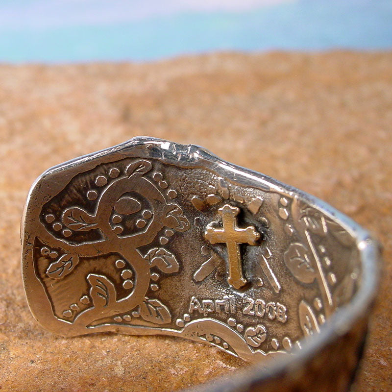 MEMENTO History Cuff