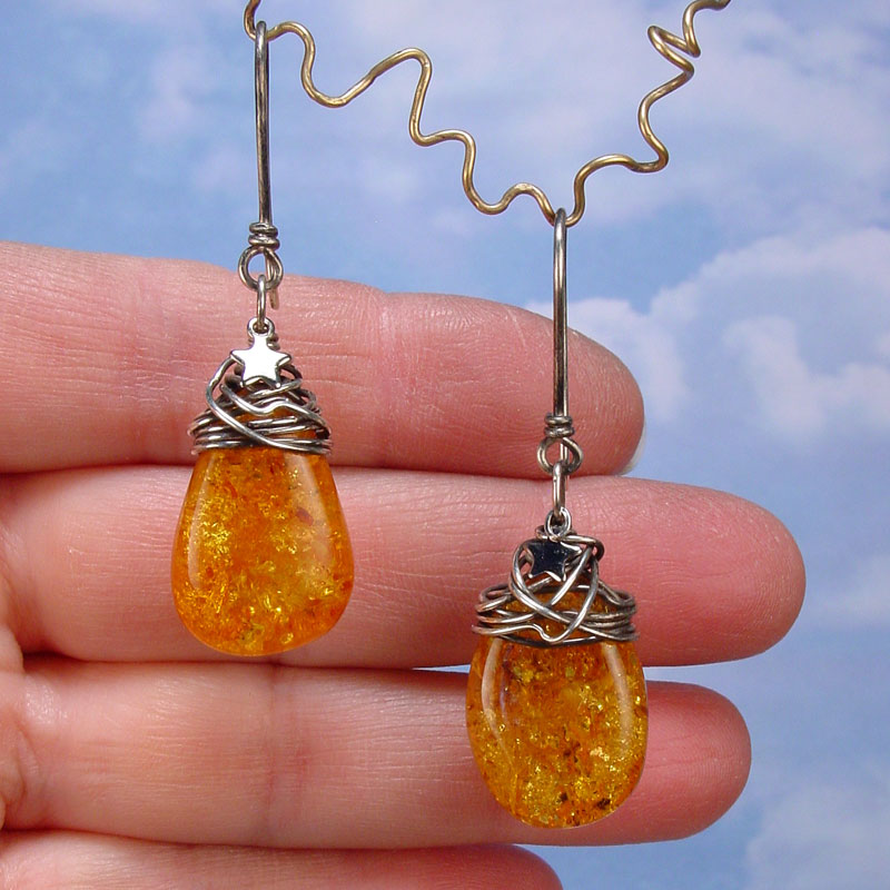 AMBER BRIOLETTE Earrings