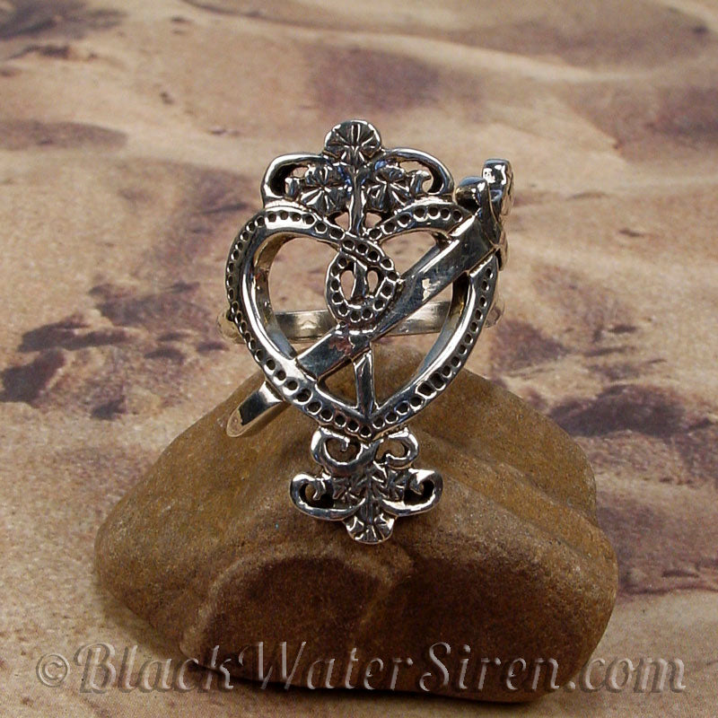 ERZULIE DANTOR Voodoo Veve Ring – BlackWaterSiren