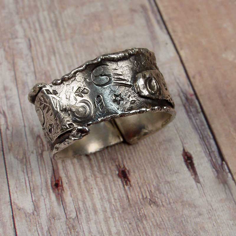 ANCESTORS Ring