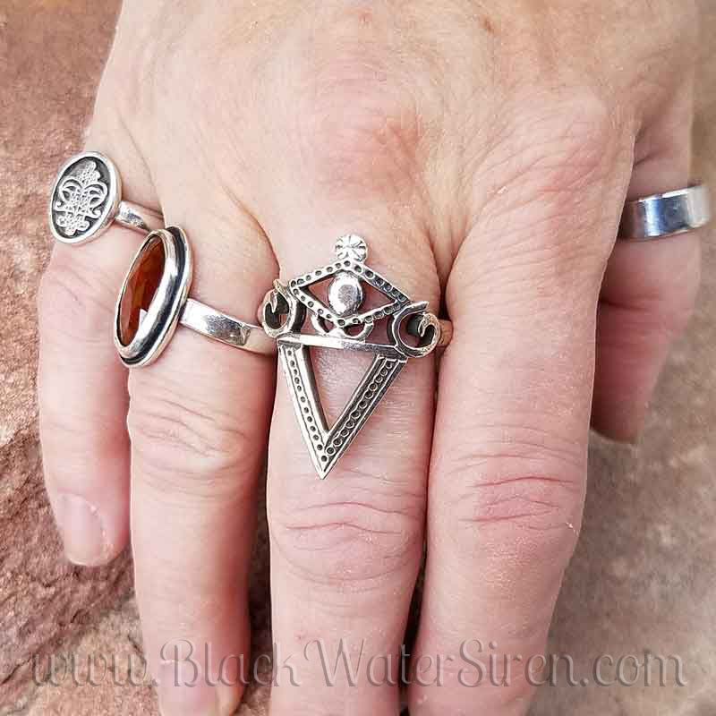 LaSIRENE Voodoo Veve Ring